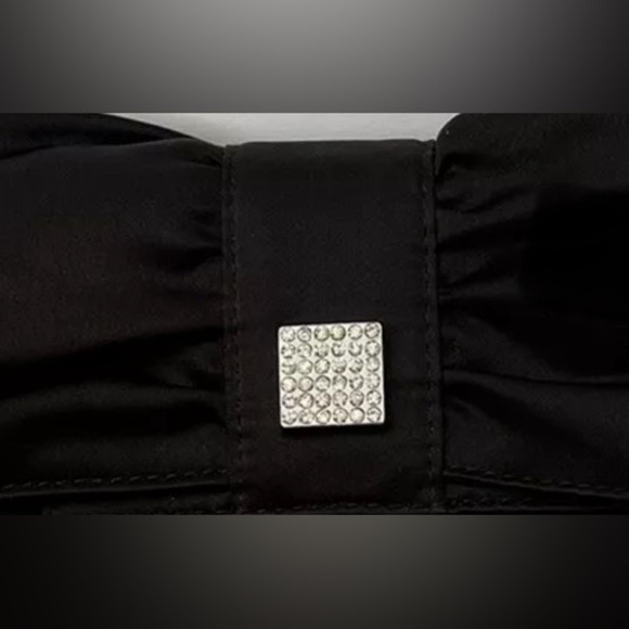 White House Black Market formal Wristlet with bow - Picture 2 of 13